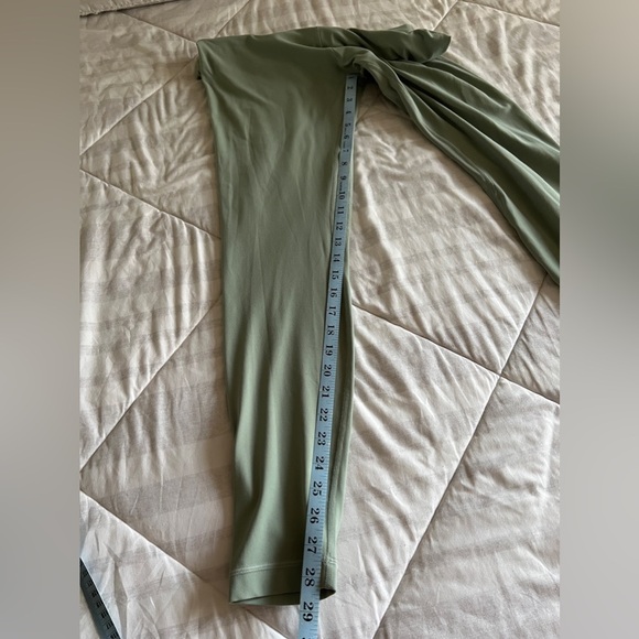 Lululemon Athletica Align Pant 28" in Rosemary Green - Picture 4 of 8